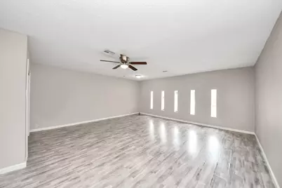 8622 Valley Meadow Drive, Houston, TX 77078 - Photo 15