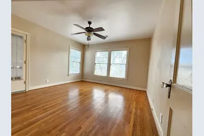 2247 South Boulevard #2, Houston, TX 77098 - Photo 9