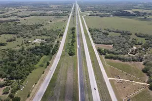 2512 Interstate 10, Weimar, TX 78962 - Photo 3