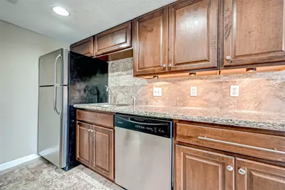 2503 McCue Road #35, Houston, TX 77056 - Photo 13