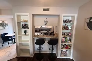 6111 Beverly Hill St, Houston, TX 77057 - Photo 5