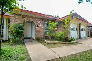 1927 Dormstom Ln, Houston, TX 77088 - Photo 1