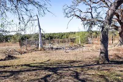 3550 County Road 387, Hallettsville, TX 77964 - Photo 13
