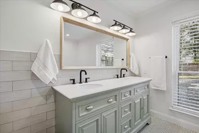 57 Fire Flicker Place, The Woodlands, TX 77381 - Photo 17