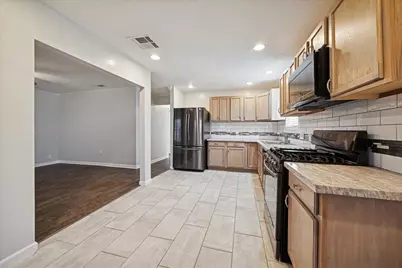 4307 Fairwood Street, Pasadena, TX 77505 - Photo 11