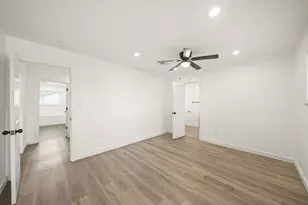 4428 Stanford Ct, Houston, TX 77041 - Photo 13