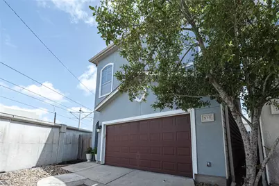 930 McKinney Park Lane, Houston, TX 77003 - Photo 37