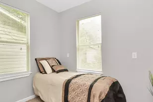 1801 Roosevelt St, Houston, TX 77012 - Photo 5