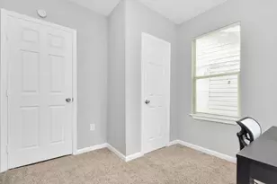 1801 Roosevelt St, Houston, TX 77012 - Photo 5