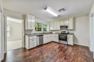 809 Chestnut St, La Marque, TX 77568 - Photo 7
