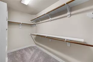 2411 Linden Bluff Ct, Sugar Land, TX 77479 - Photo 15