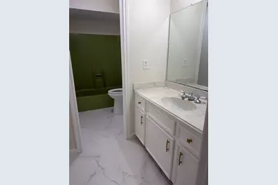 414 N Pecan Dr, Tomball, TX 77375 - Photo 9