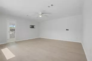 414 N Pecan Dr, Tomball, TX 77375 - Photo 23