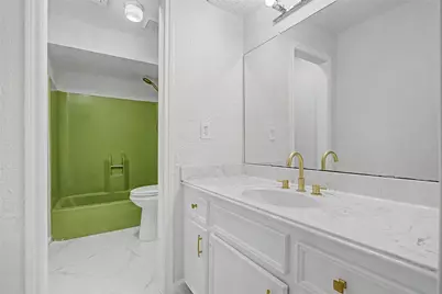 414 N Pecan Dr, Tomball, TX 77375 - Photo 25