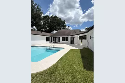 414 N Pecan Dr, Tomball, TX 77375 - Photo 1