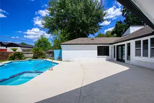 414 N Pecan Dr, Tomball, TX 77375 - Photo 29