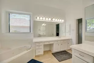 301 Winding Oak Ln S, League City, TX 77573 - Photo 17