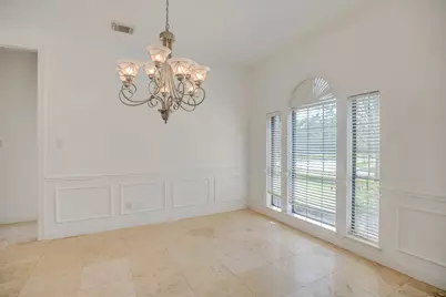 301 Winding Oak Lane S, League City, TX 77573 - Photo 13
