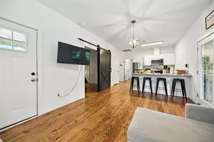 511 Pecan, Brenham, TX 77833 - Photo 7