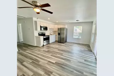 4301 14th Street Avenue, Bacliff, TX 77518 - Photo 9