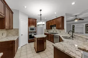 32911 Leafy Oak Ct, Magnolia, TX 77354 - Photo 15