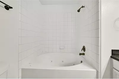 11242 Valley Kings Drive, Houston, TX 77089 - Photo 21