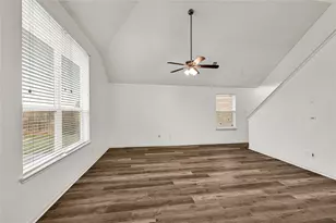 11242 Valley Kings Dr, Houston, TX 77089 - Photo 7