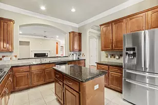 1502 Olive Pl, Houston, TX 77077 - Photo 9