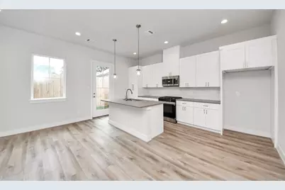 6519 Old Olive Tree Drive, Houston, TX 77091 - Photo 9