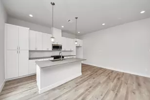 6519 Old Olive Tree Dr, Houston, TX 77091 - Photo 11
