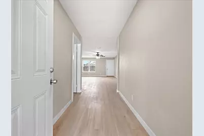 10202 Teneha Drive, Houston, TX 77033 - Photo 3