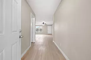 10202 Teneha Dr, Houston, TX 77033 - Photo 3