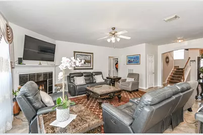 16410 Noblewood Court, Sugar Land, TX 77498 - Photo 3