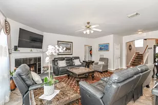 16410 Noblewood Ct, Sugar Land, TX 77498 - Photo 3