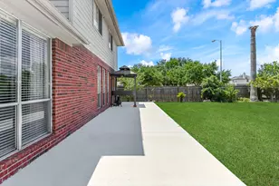 16410 Noblewood Ct, Sugar Land, TX 77498 - Photo 23