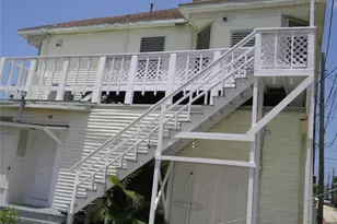 611 St Marys Blvd, Galveston, TX 77550 - Photo 3