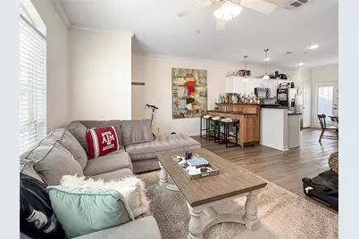 305 Holleman Drive E #302, College Station, TX 77840 - Photo 5