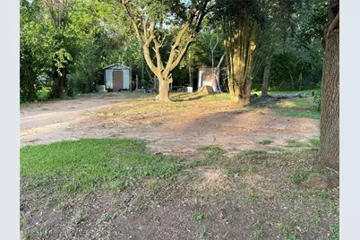 307 Ross Street, La Marque, TX 77568 - Photo 3