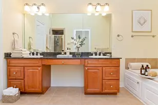 802 Garden Trace Ln, Houston, TX 77018 - Photo 13