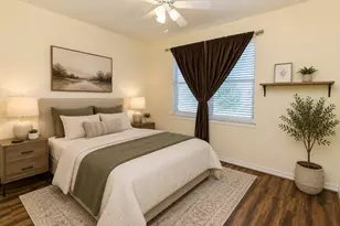802 Garden Trace Ln, Houston, TX 77018 - Photo 19
