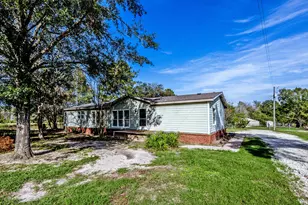 290 Townley Ranch Dr, Huntsville, TX 77320 - Photo 1