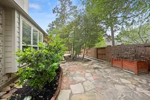 110 David Forest Ln, Conroe, TX 77384 - Photo 9