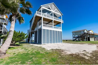 2419 Audubon Avenue, Gilchrist, TX 77617 - Photo 11