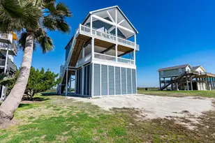 2419 Audubon Ave, Gilchrist, TX 77617 - Photo 11