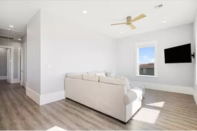 2419 Audubon Avenue, Gilchrist, TX 77617 - Photo 19