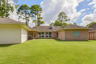 231 Creekside Drive, League City, TX 77573 - Photo 29