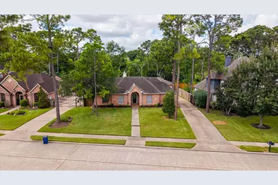 231 Creekside Drive, League City, TX 77573 - Photo 33