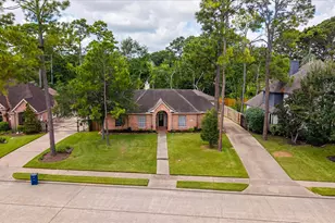 231 Creekside Dr, League City, TX 77573 - Photo 33