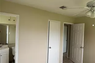 4907 Redfish Reef Dr, Bacliff, TX 77518 - Photo 5