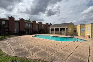 10501 South Dr, Houston, TX 77099 - Photo 5